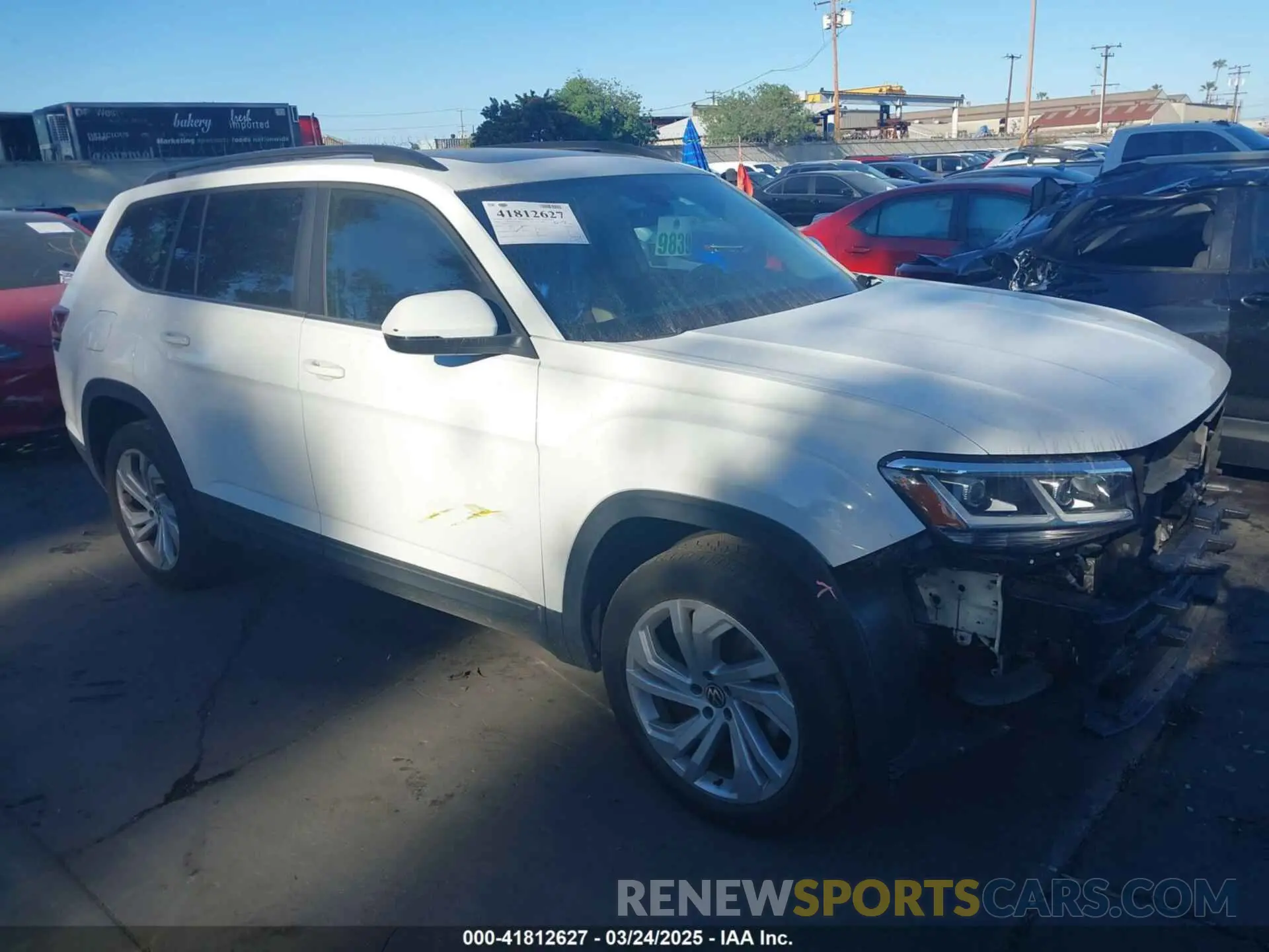 13 Photograph of a damaged car 1V2KP2CA6NC517277 VOLKSWAGEN ATLAS 2022