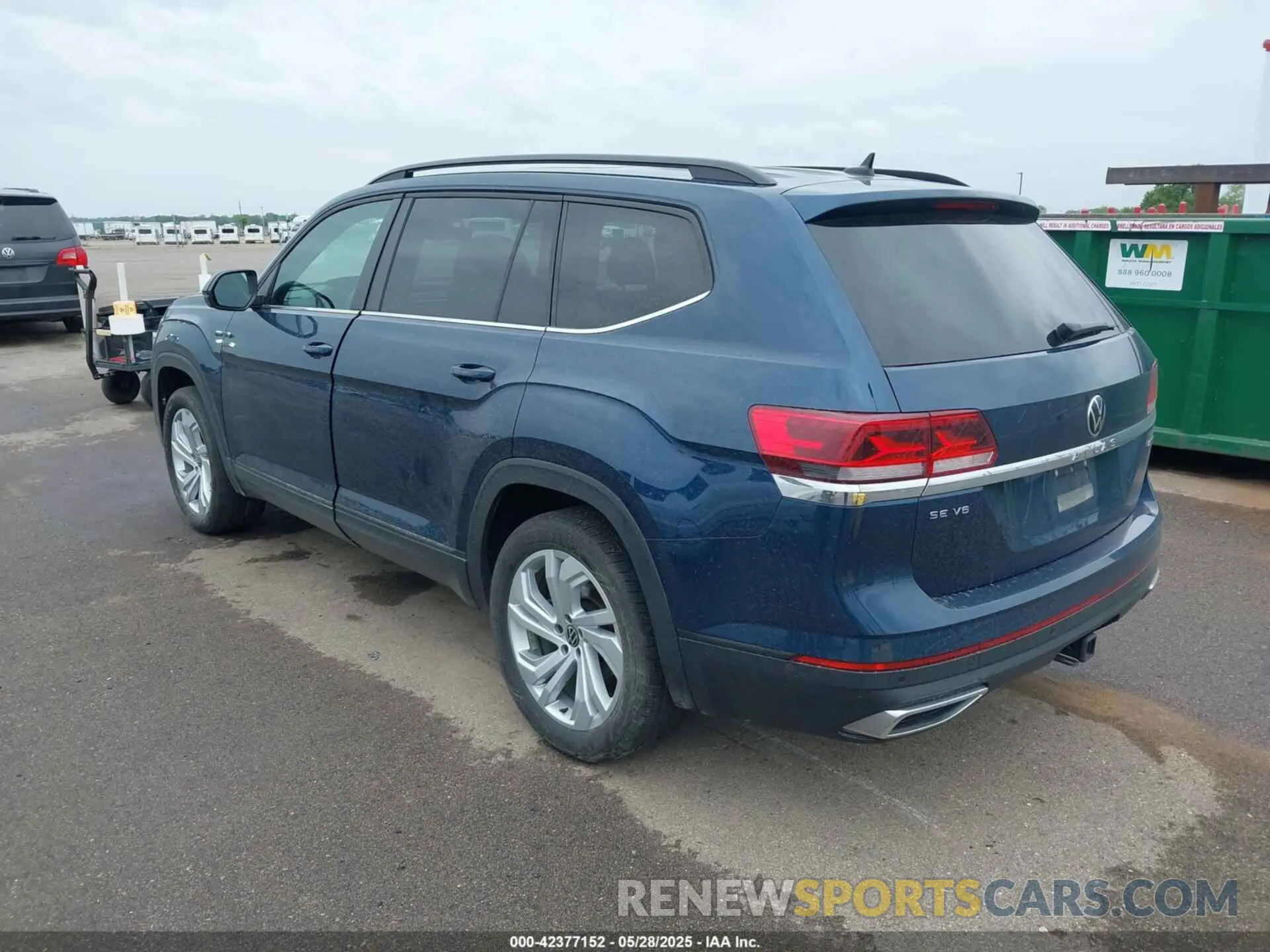 3 Photograph of a damaged car 1V2KR2CA0NC507709 VOLKSWAGEN ATLAS 2022