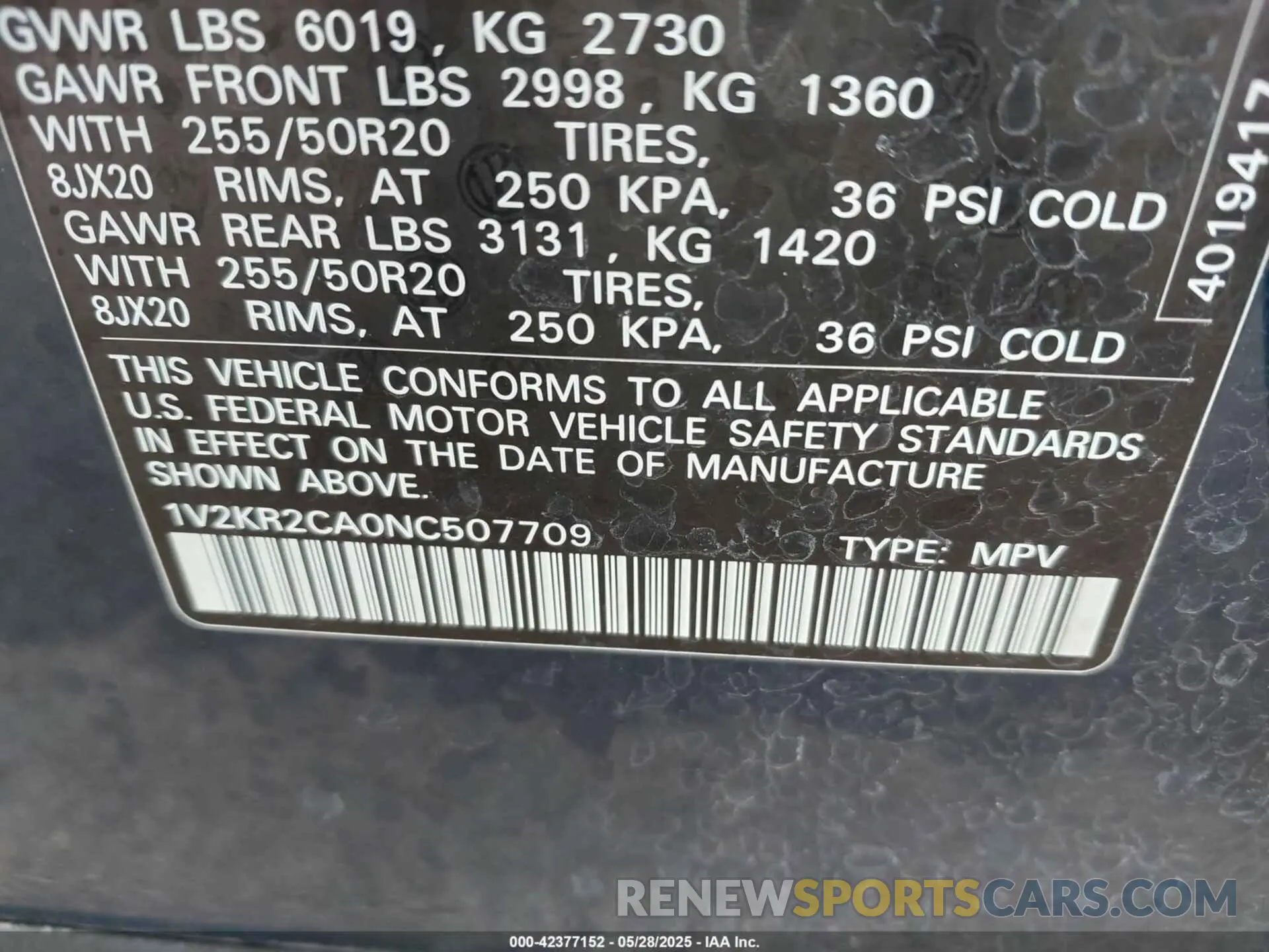 9 Photograph of a damaged car 1V2KR2CA0NC507709 VOLKSWAGEN ATLAS 2022
