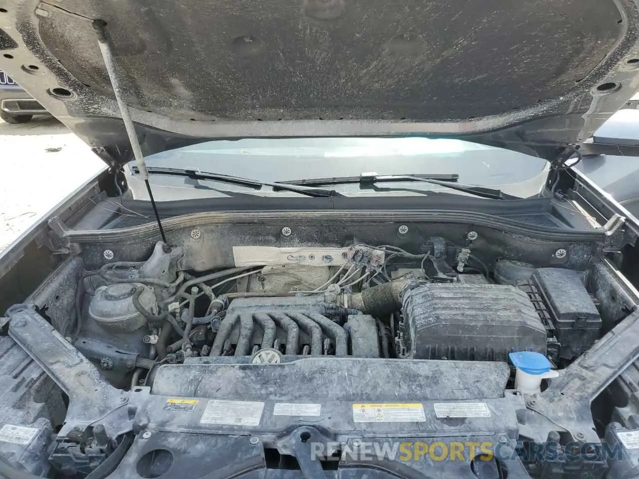 12 Photograph of a damaged car 1V2KR2CA0NC521707 VOLKSWAGEN ATLAS 2022