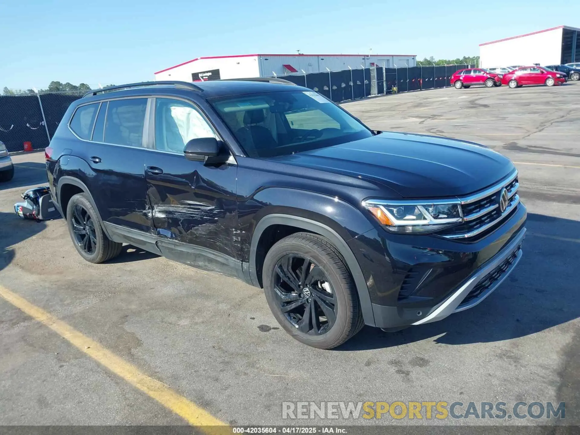 1 Photograph of a damaged car 1V2KR2CA0NC564914 VOLKSWAGEN ATLAS 2022
