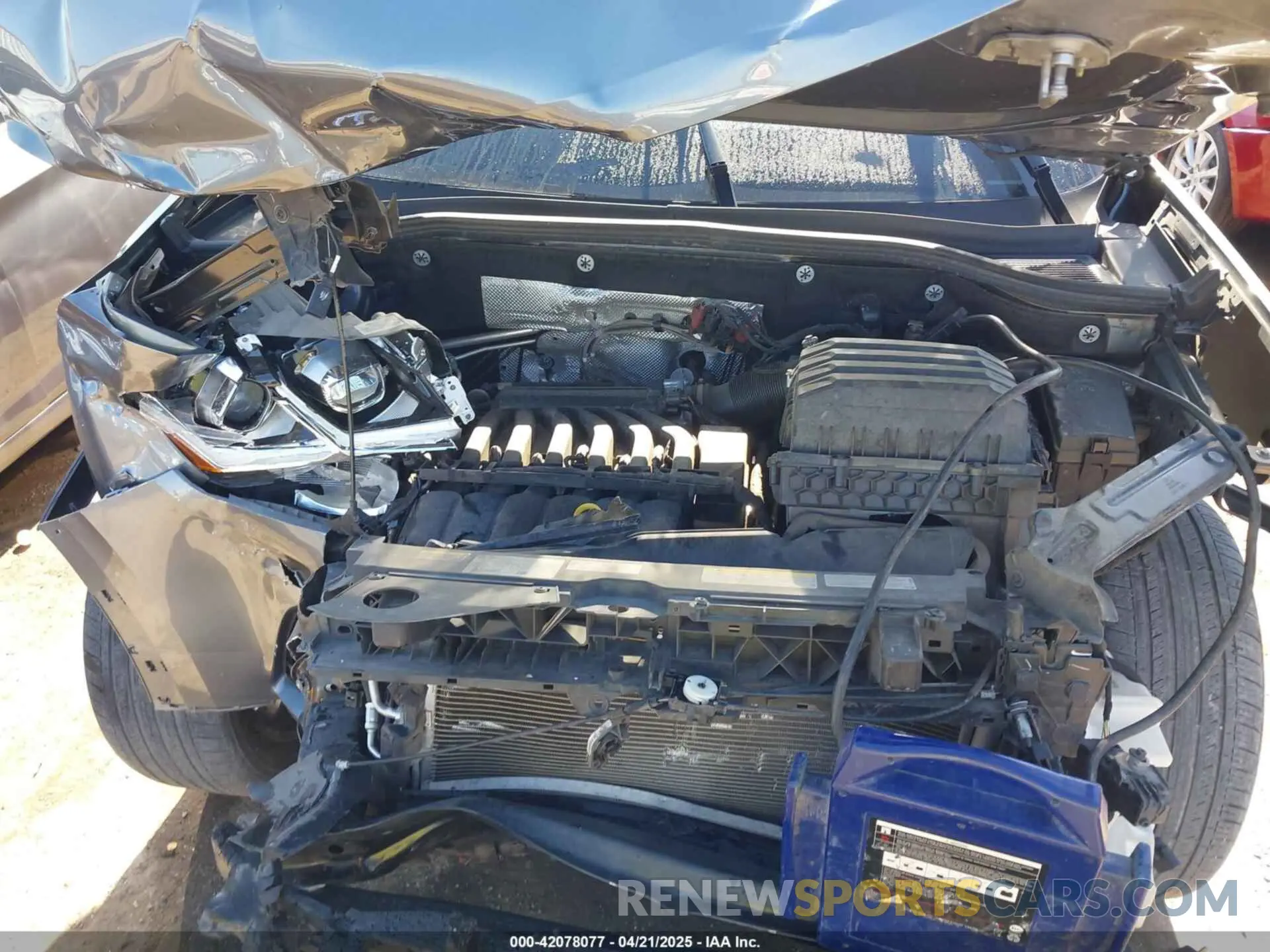 10 Photograph of a damaged car 1V2KR2CA1NC536507 VOLKSWAGEN ATLAS 2022