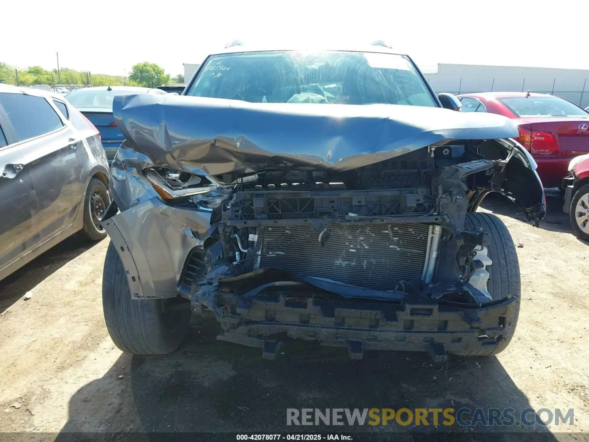 12 Photograph of a damaged car 1V2KR2CA1NC536507 VOLKSWAGEN ATLAS 2022
