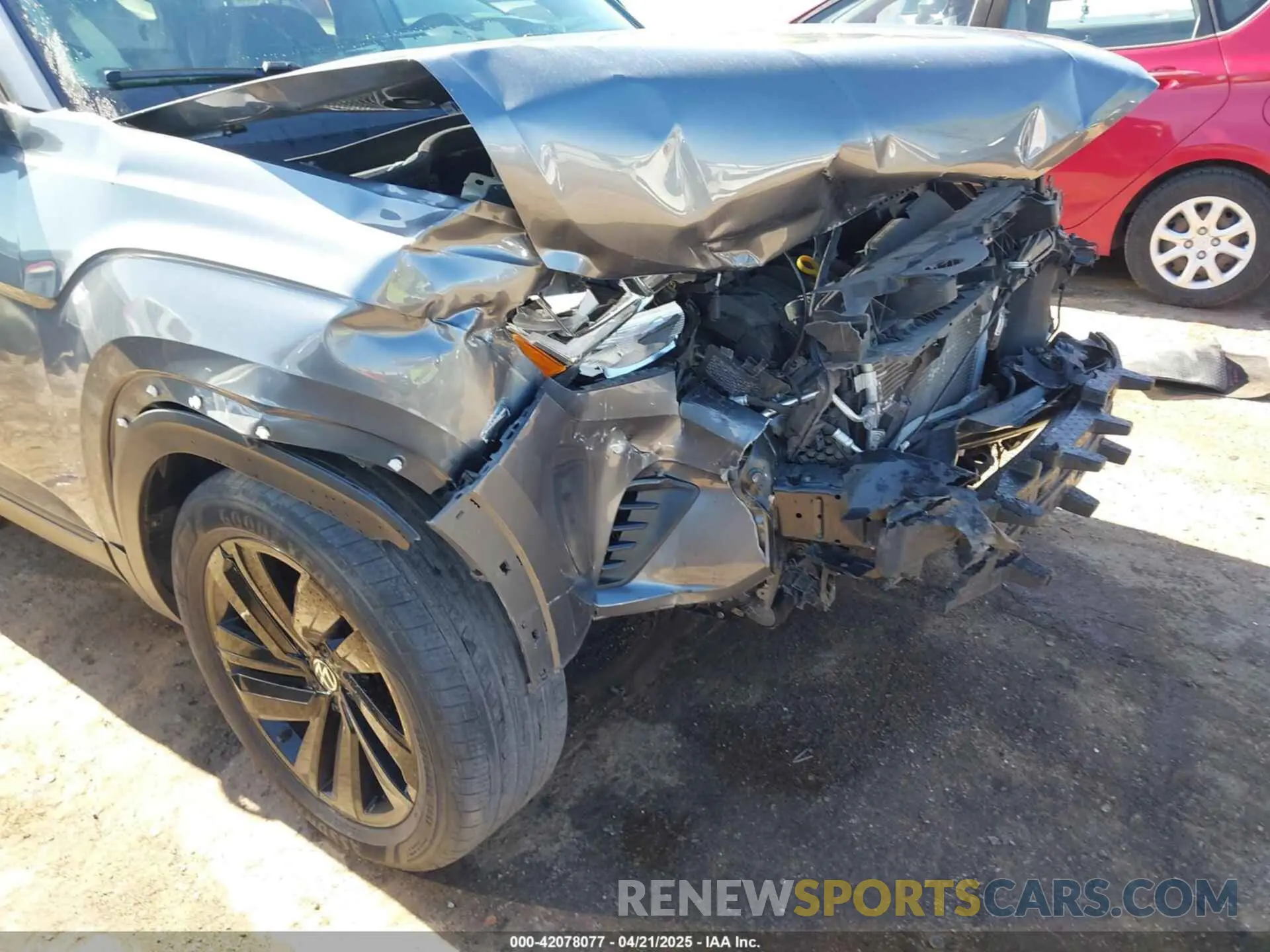 6 Photograph of a damaged car 1V2KR2CA1NC536507 VOLKSWAGEN ATLAS 2022