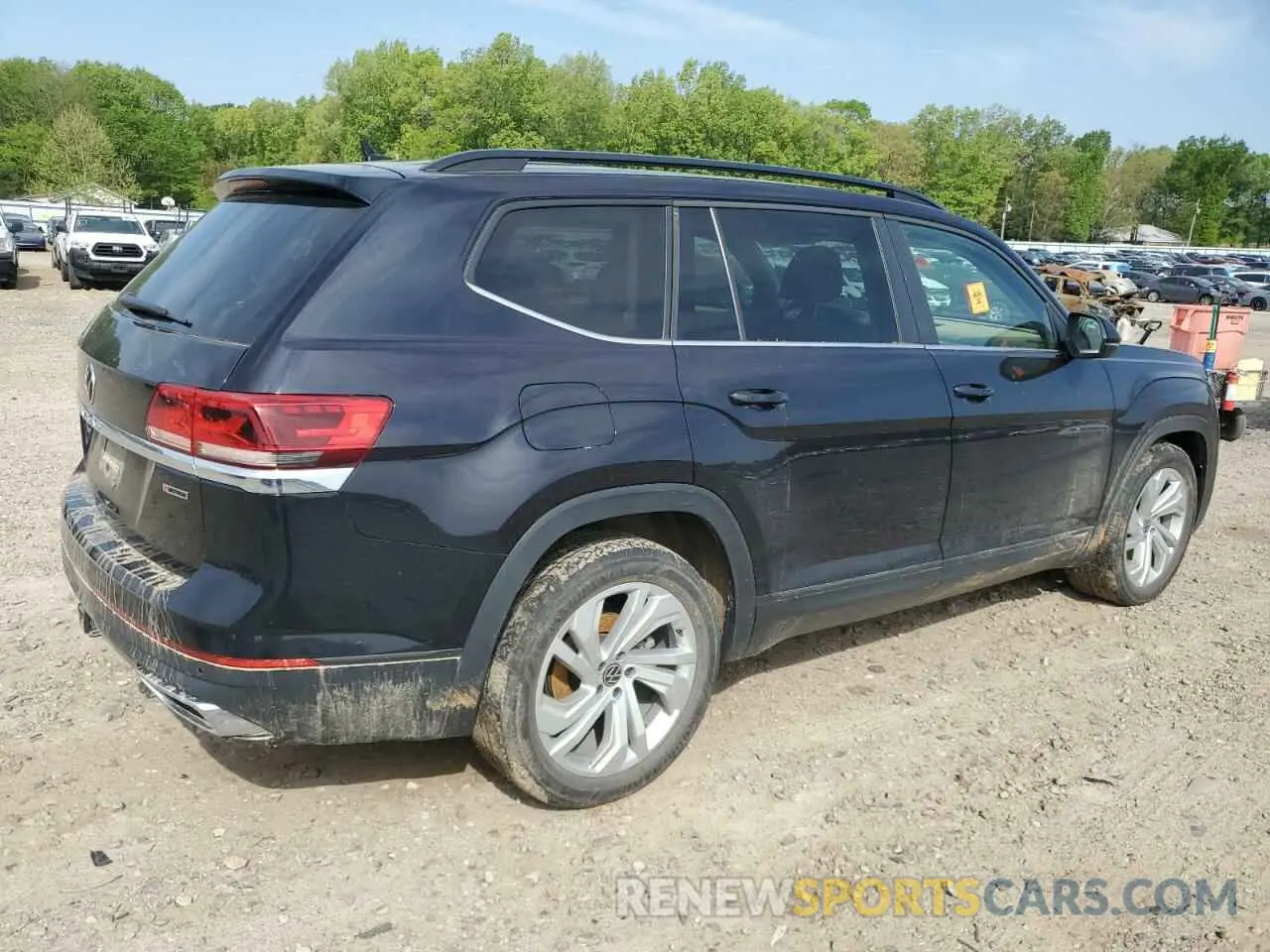 3 Photograph of a damaged car 1V2KR2CA2NC523832 VOLKSWAGEN ATLAS 2022
