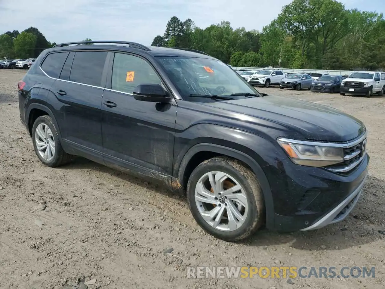4 Photograph of a damaged car 1V2KR2CA2NC523832 VOLKSWAGEN ATLAS 2022