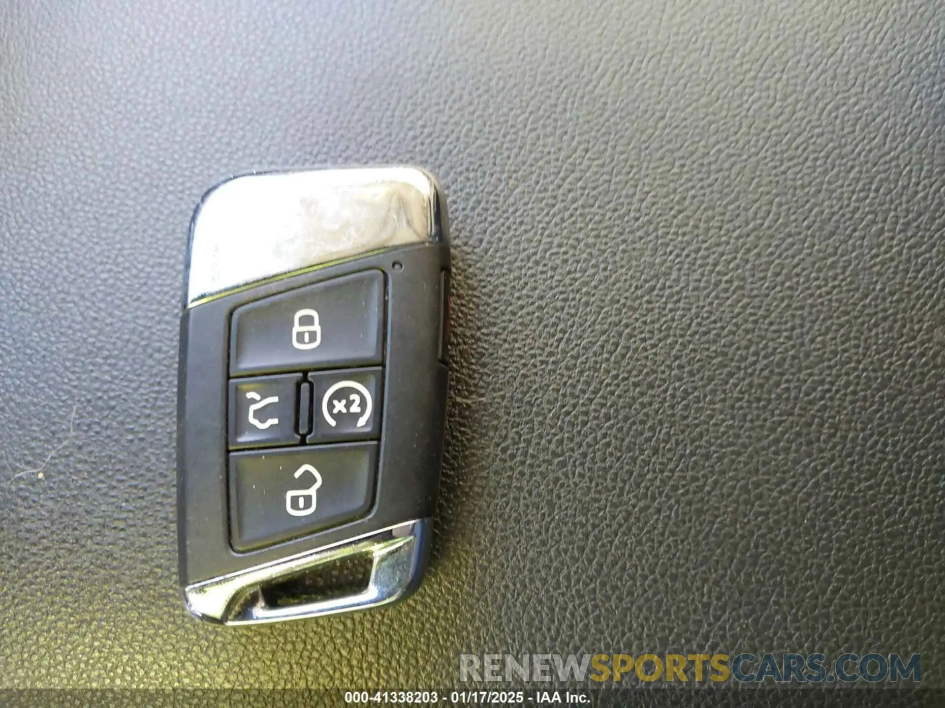 11 Photograph of a damaged car 1V2KR2CA2NC546401 VOLKSWAGEN ATLAS 2022