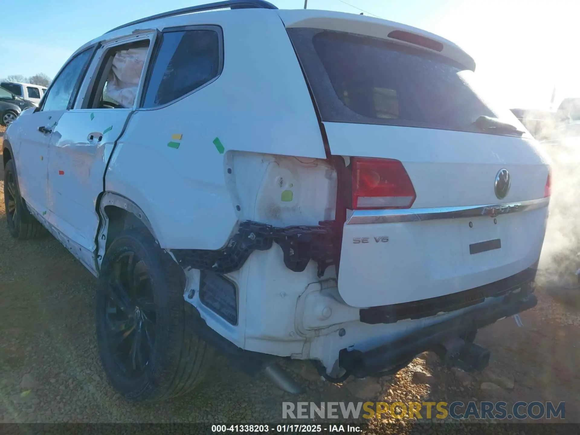 6 Photograph of a damaged car 1V2KR2CA2NC546401 VOLKSWAGEN ATLAS 2022