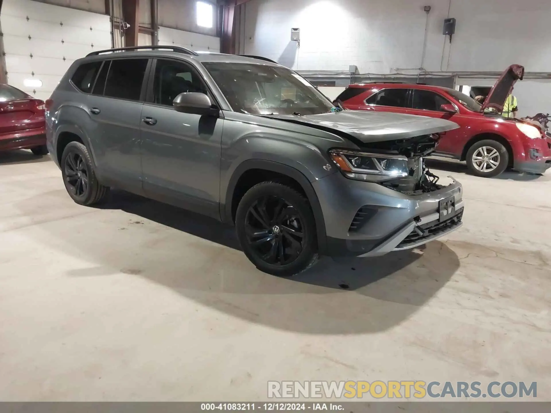 1 Photograph of a damaged car 1V2KR2CA2NC549881 VOLKSWAGEN ATLAS 2022