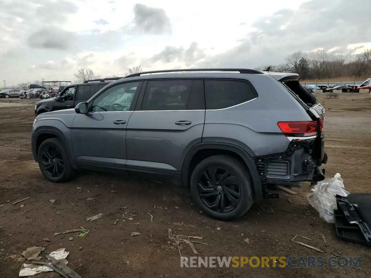 2 Photograph of a damaged car 1V2KR2CA4NC537005 VOLKSWAGEN ATLAS 2022