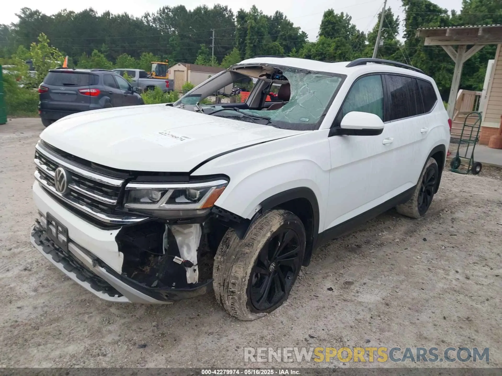 2 Photograph of a damaged car 1V2KR2CA6NC565419 VOLKSWAGEN ATLAS 2022