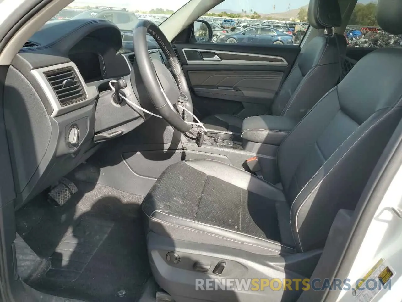 7 Photograph of a damaged car 1V2KR2CA8NC534267 VOLKSWAGEN ATLAS 2022