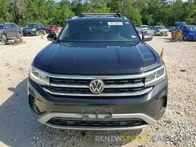 14 Photograph of a damaged car 1V2LC2CA2NC210351 VOLKSWAGEN ATLAS 2022
