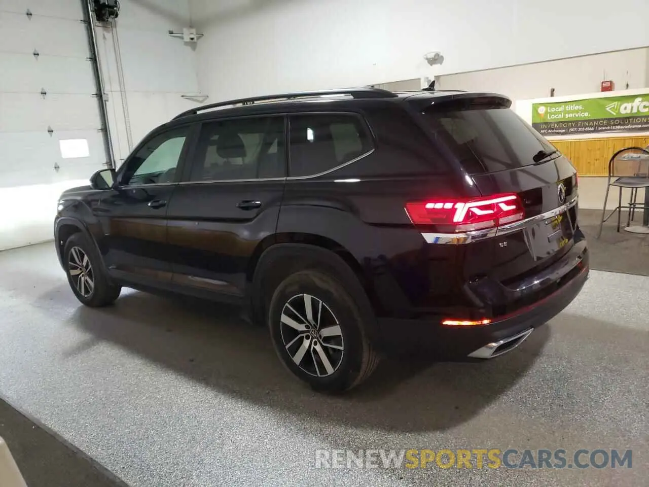 2 Photograph of a damaged car 1V2LP2CA0NC505050 VOLKSWAGEN ATLAS 2022
