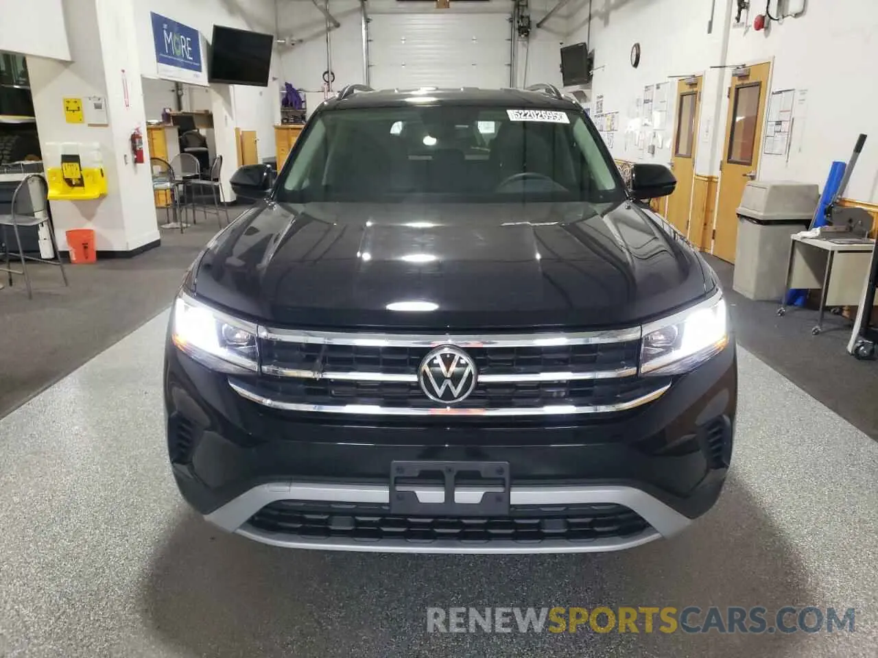 5 Photograph of a damaged car 1V2LP2CA0NC505050 VOLKSWAGEN ATLAS 2022