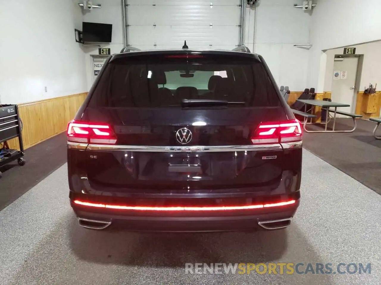 6 Photograph of a damaged car 1V2LP2CA0NC505050 VOLKSWAGEN ATLAS 2022