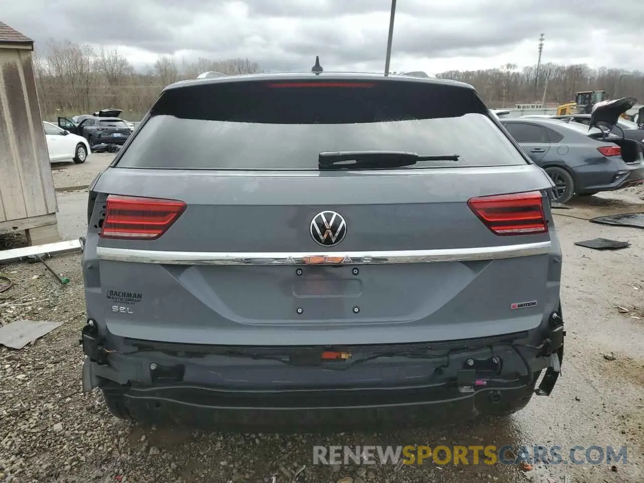 6 Photograph of a damaged car 1V2SC2CA3NC213951 VOLKSWAGEN ATLAS 2022
