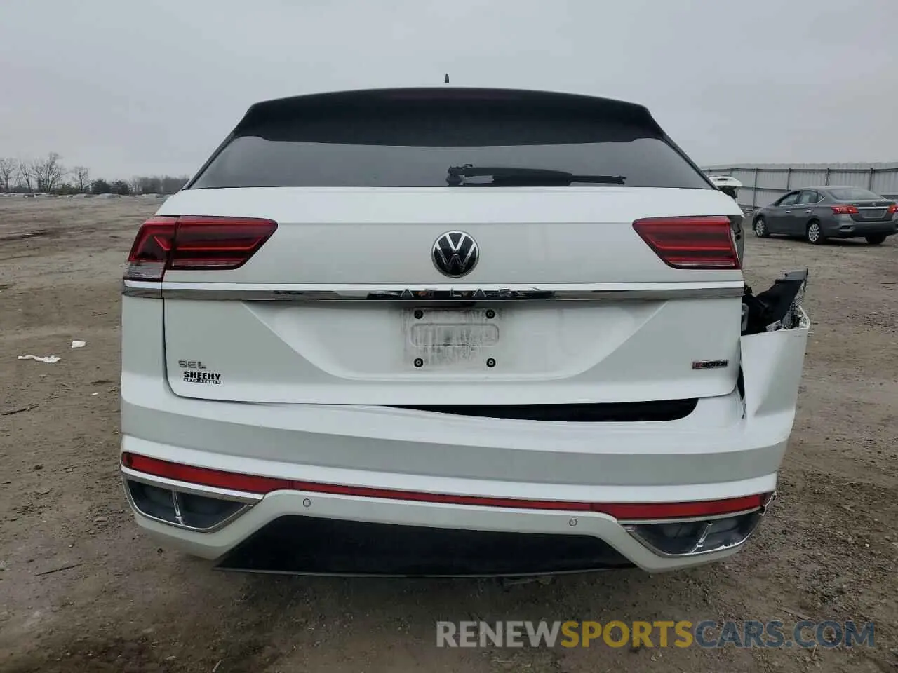 6 Photograph of a damaged car 1V2SC2CA3NC220835 VOLKSWAGEN ATLAS 2022