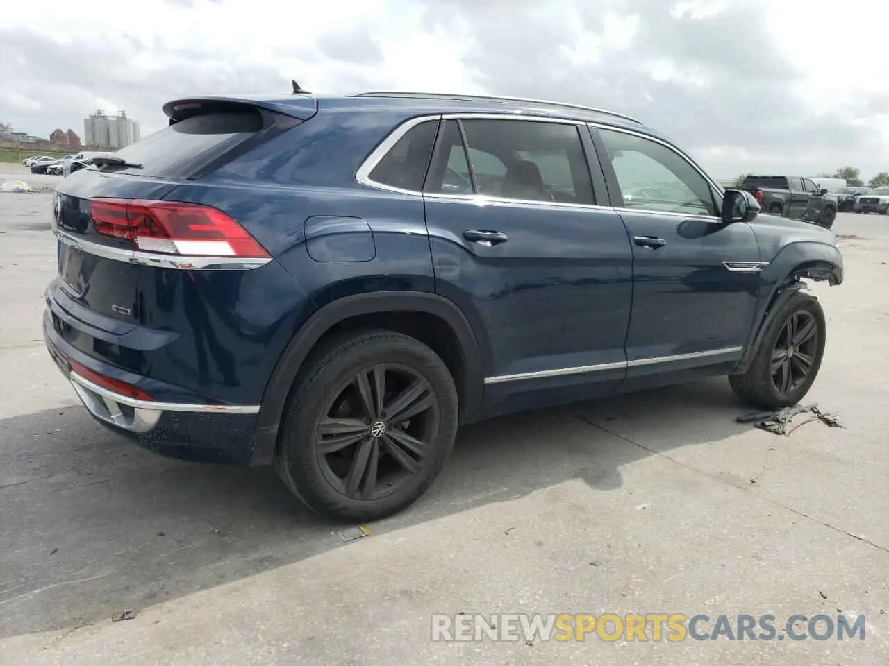 3 Photograph of a damaged car 1V2SE2CAXNC217098 VOLKSWAGEN ATLAS 2022