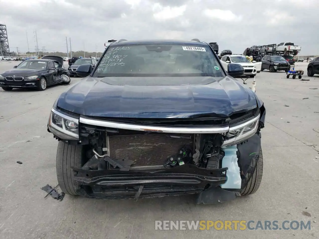 5 Photograph of a damaged car 1V2SE2CAXNC217098 VOLKSWAGEN ATLAS 2022