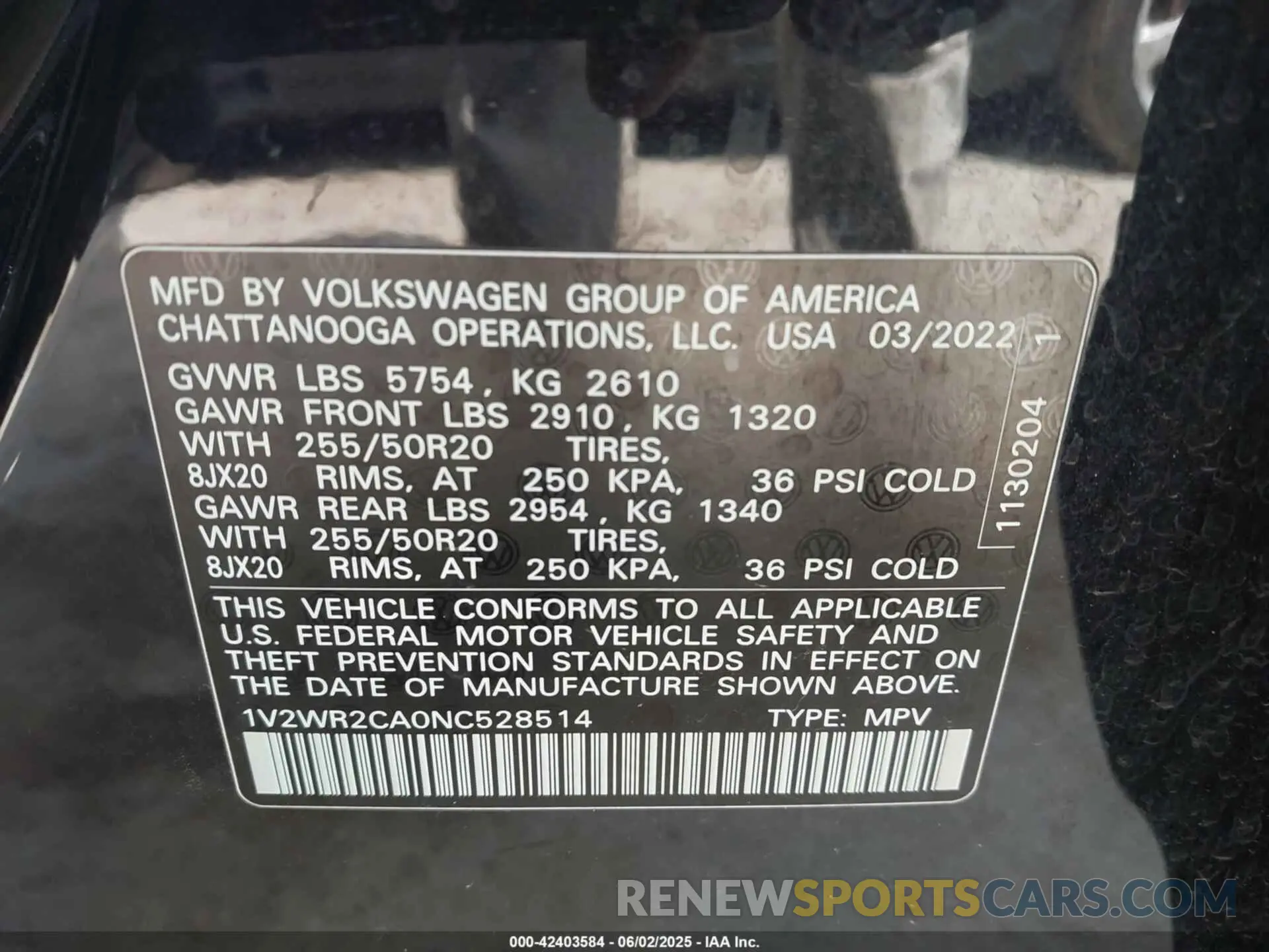 9 Photograph of a damaged car 1V2WR2CA0NC528514 VOLKSWAGEN ATLAS 2022
