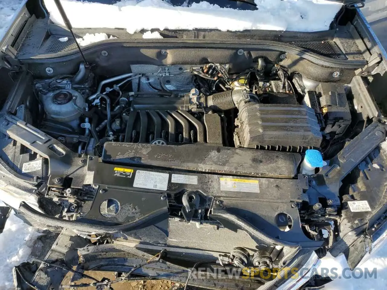 12 Photograph of a damaged car 1V2WR2CA8NC543441 VOLKSWAGEN ATLAS 2022