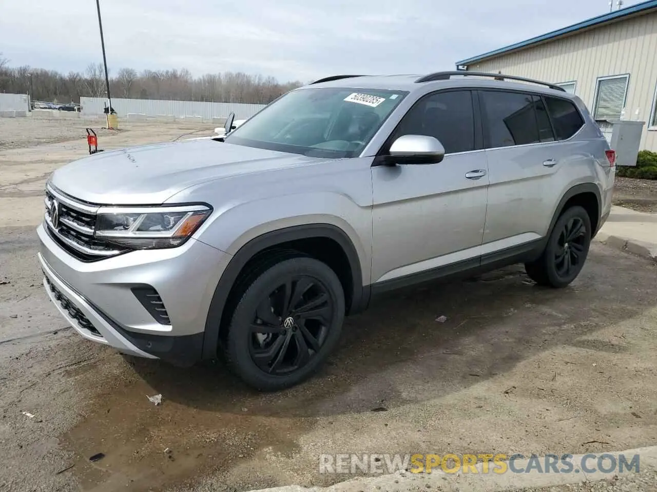 1 Photograph of a damaged car 1V2WR2CAXNC517326 VOLKSWAGEN ATLAS 2022