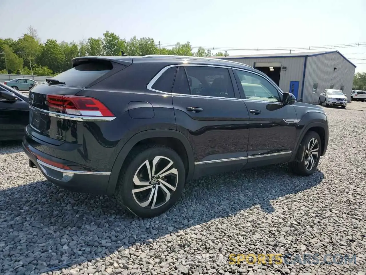 3 Photograph of a damaged car 1V2BE2CA1PC216733 VOLKSWAGEN ATLAS 2023