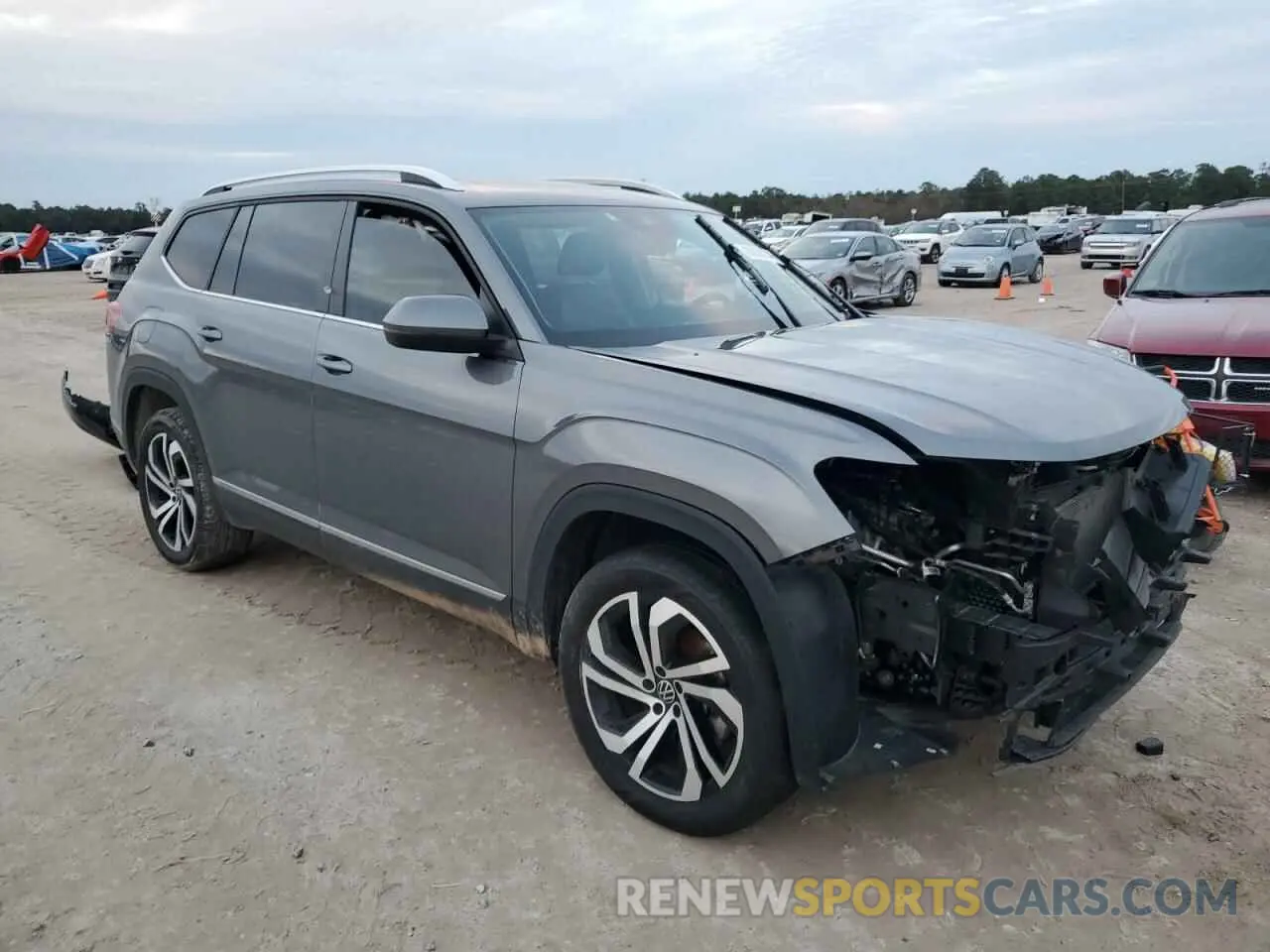 4 Photograph of a damaged car 1V2BR2CA1PC541936 VOLKSWAGEN ATLAS 2023