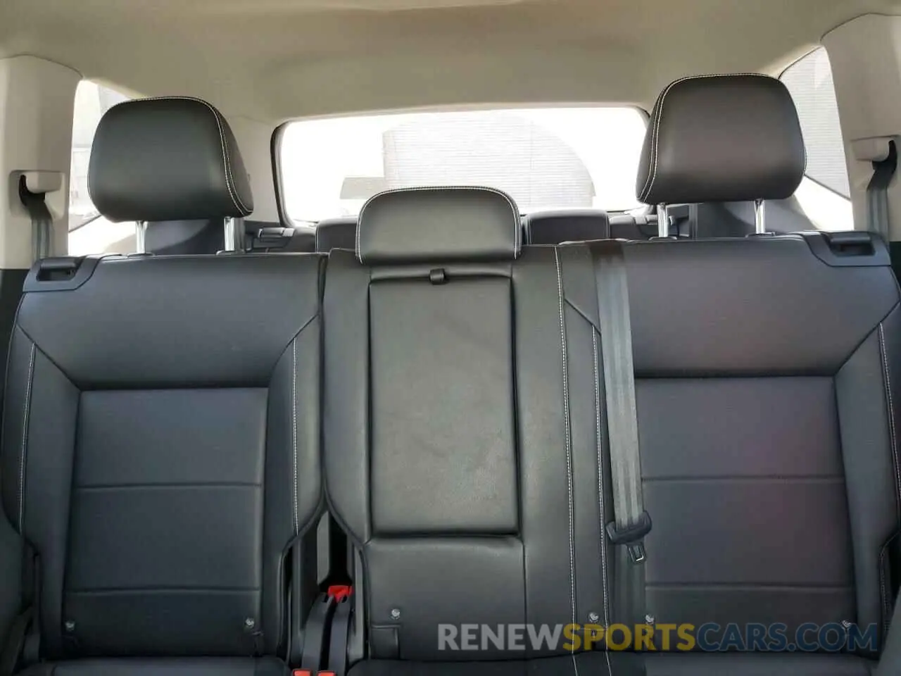 10 Photograph of a damaged car 1V2BR2CA6PC555170 VOLKSWAGEN ATLAS 2023