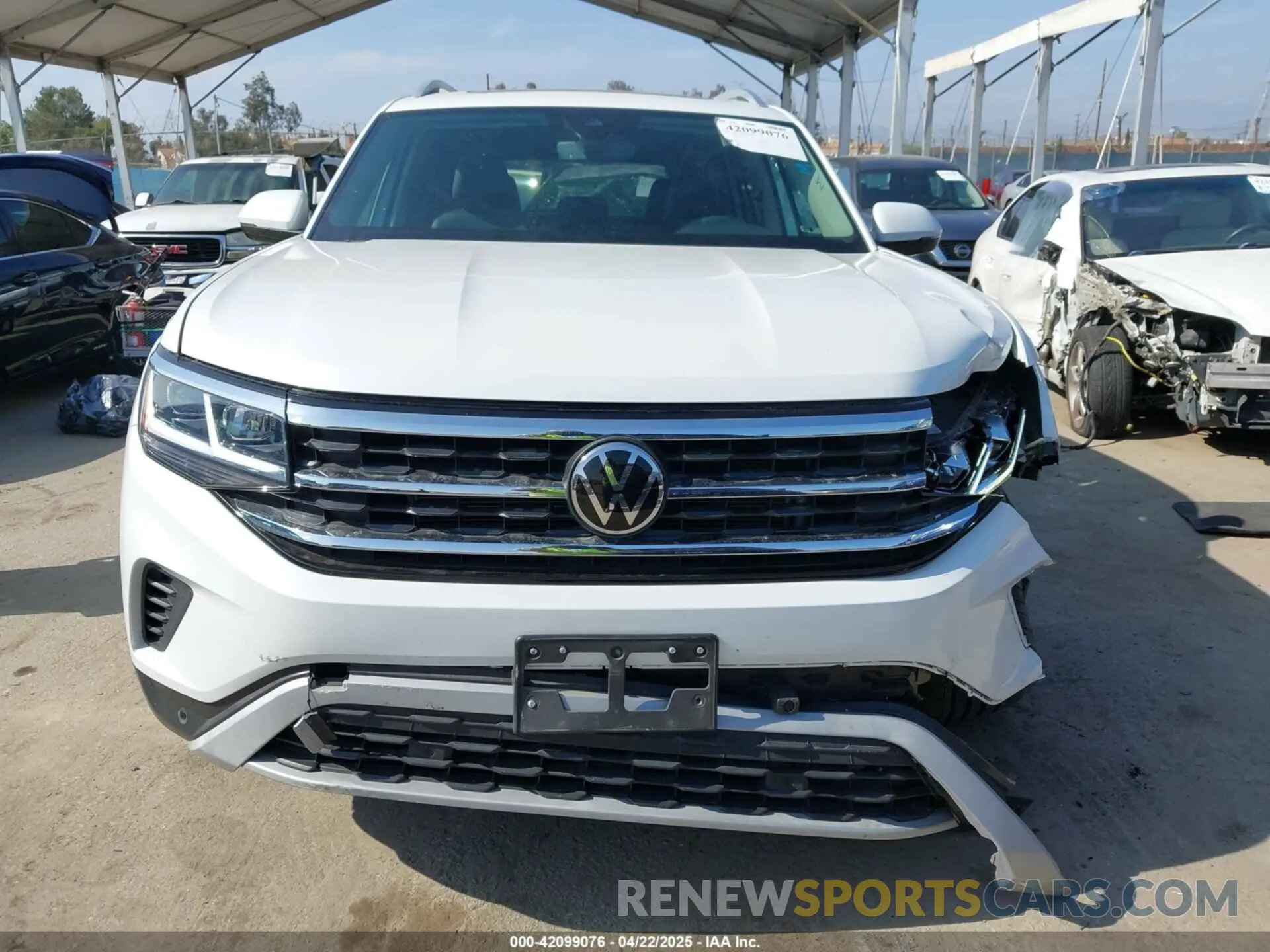 12 Photograph of a damaged car 1V2BR2CA7PC527099 VOLKSWAGEN ATLAS 2023