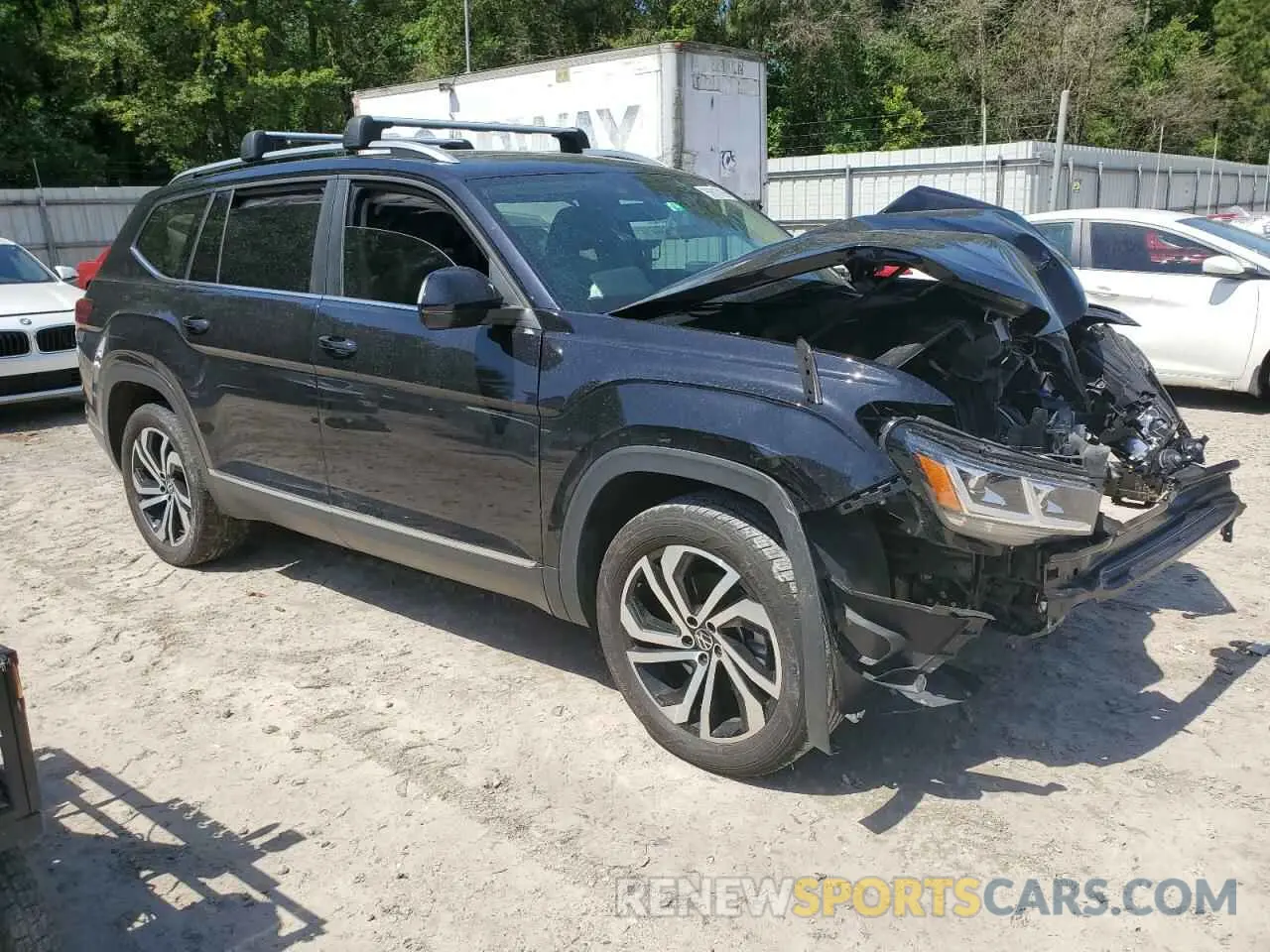 4 Photograph of a damaged car 1V2BR2CA7PC551130 VOLKSWAGEN ATLAS 2023