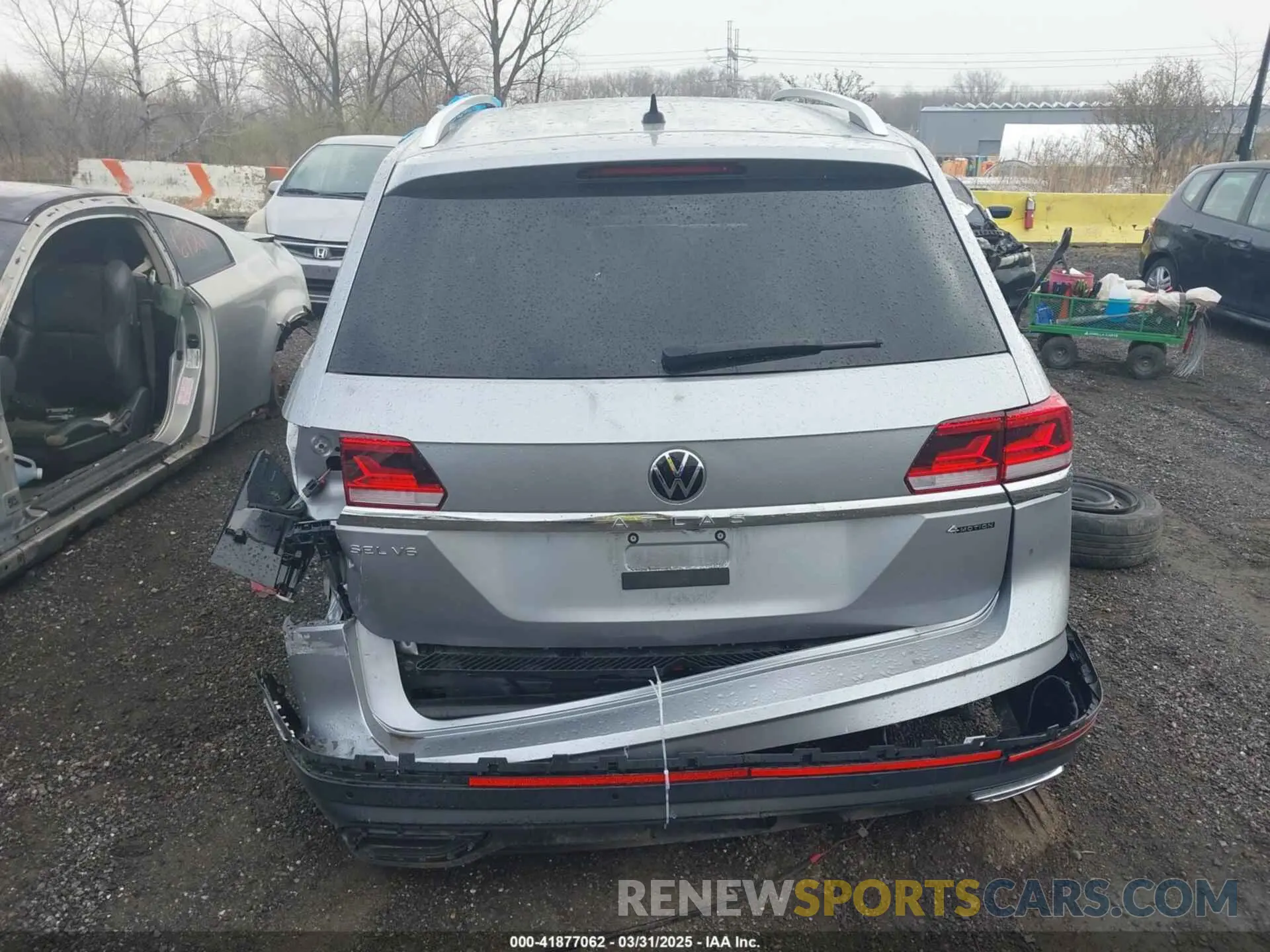 16 Photograph of a damaged car 1V2BR2CA9PC502866 VOLKSWAGEN ATLAS 2023