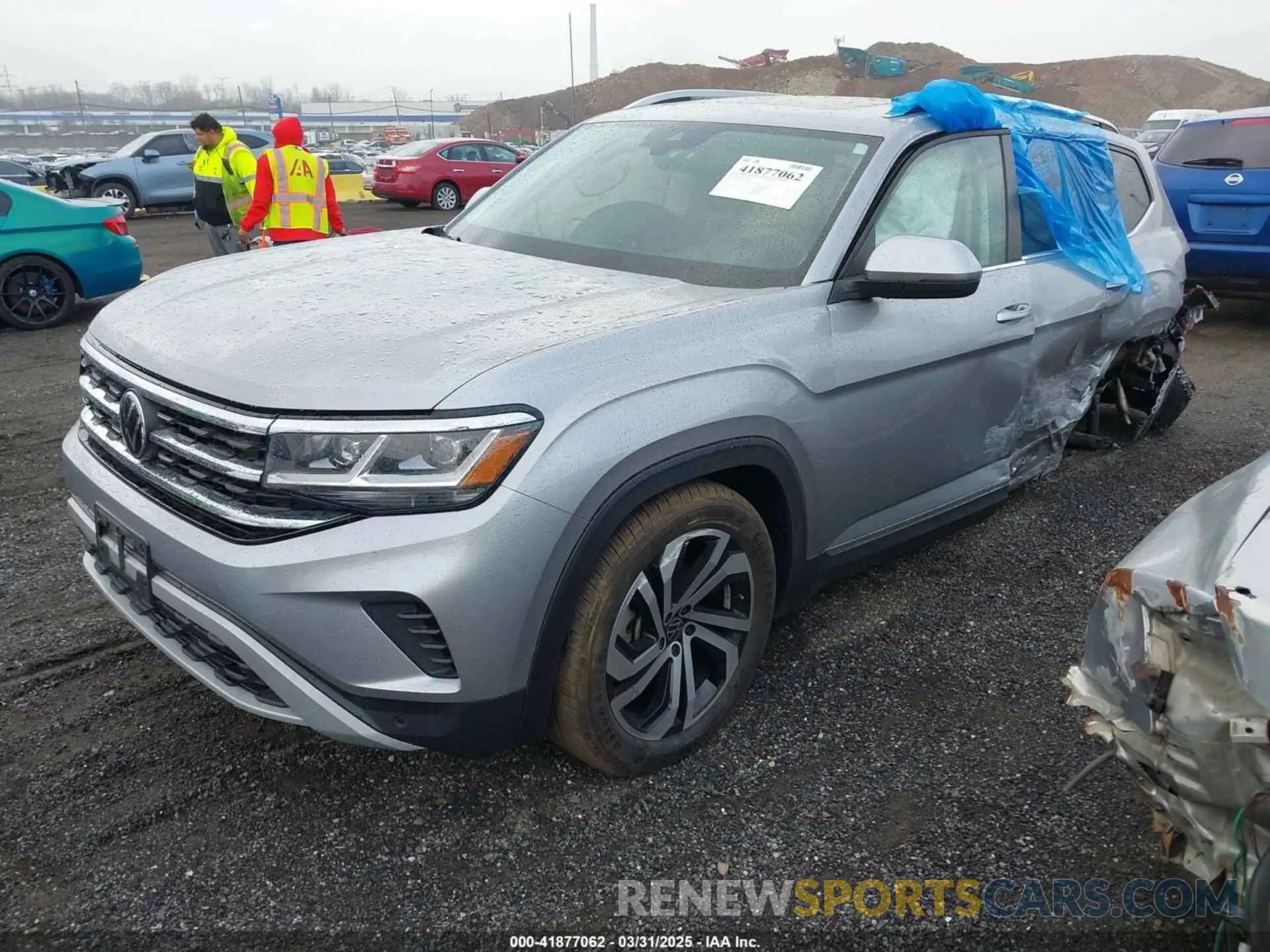 2 Photograph of a damaged car 1V2BR2CA9PC502866 VOLKSWAGEN ATLAS 2023