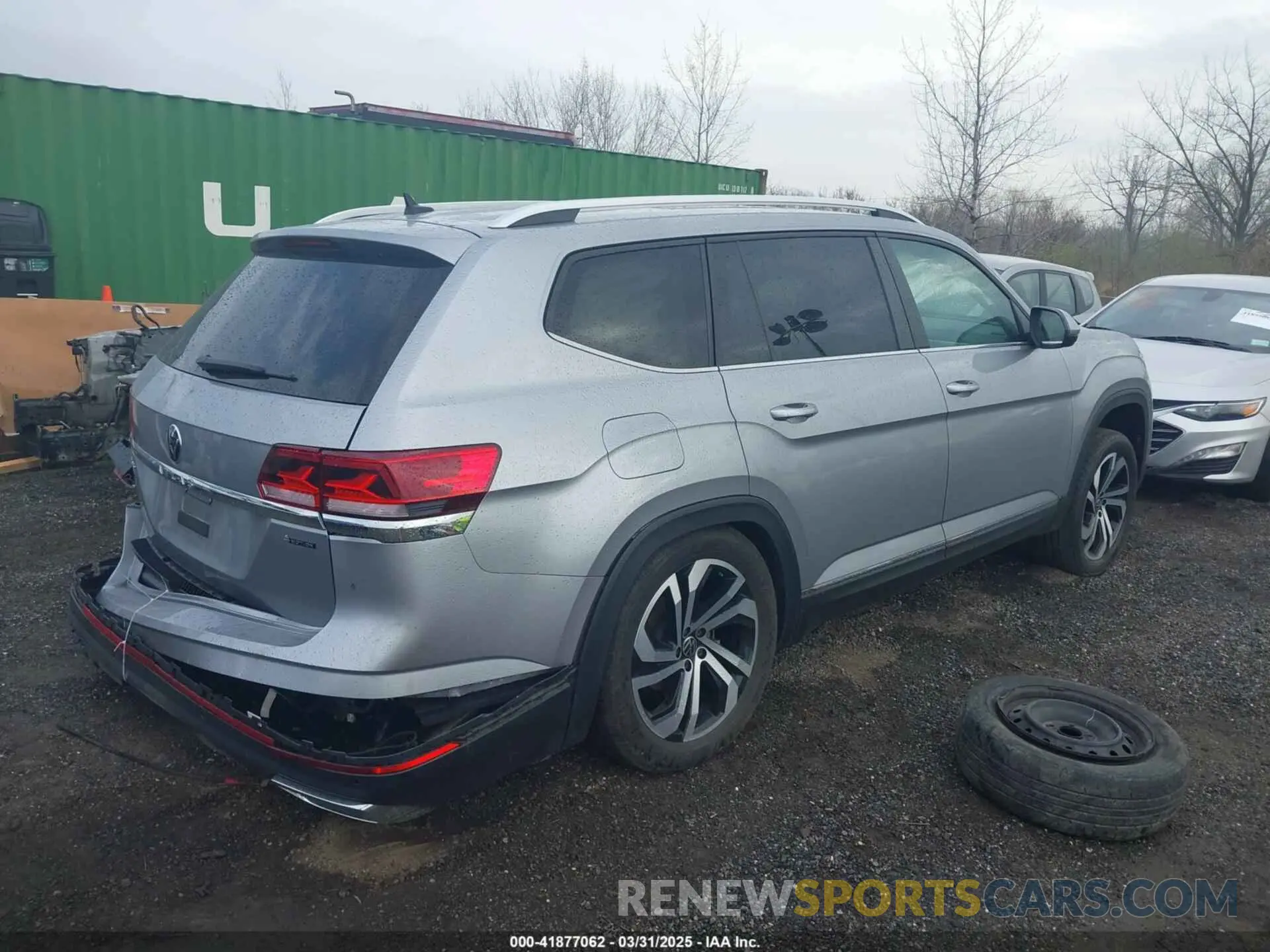 4 Photograph of a damaged car 1V2BR2CA9PC502866 VOLKSWAGEN ATLAS 2023