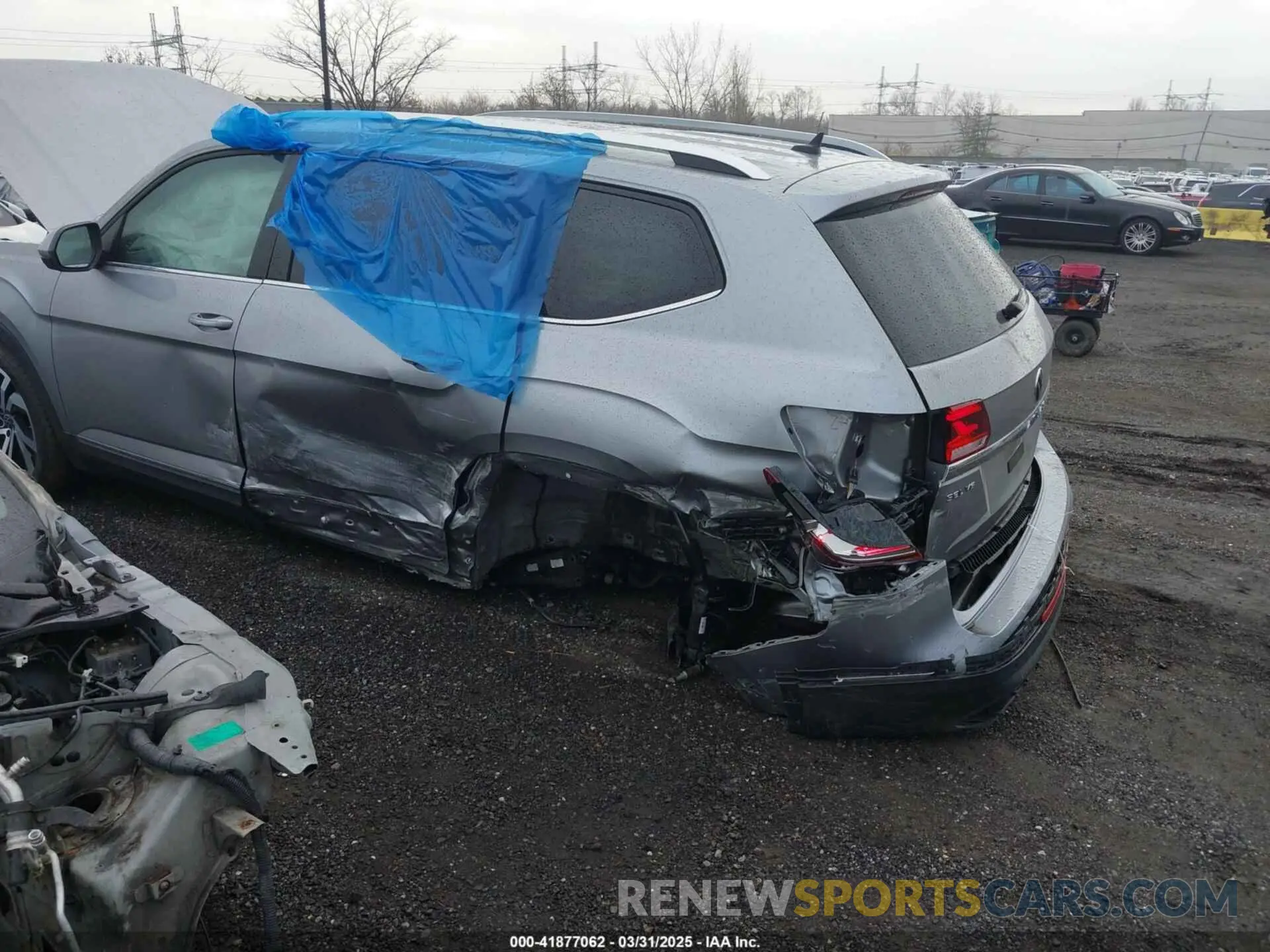 6 Photograph of a damaged car 1V2BR2CA9PC502866 VOLKSWAGEN ATLAS 2023