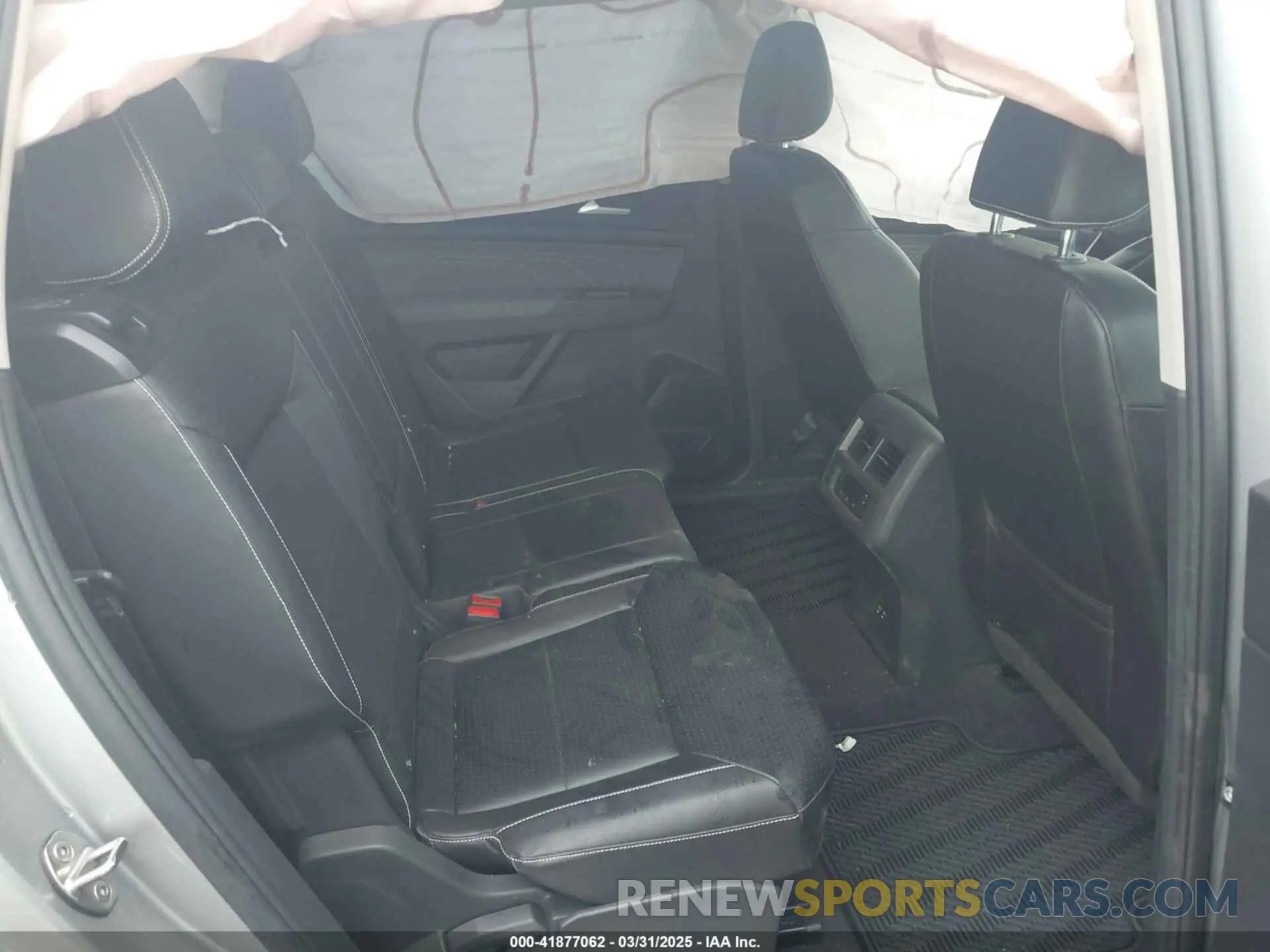 8 Photograph of a damaged car 1V2BR2CA9PC502866 VOLKSWAGEN ATLAS 2023
