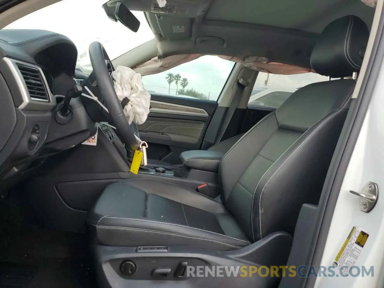 7 Photograph of a damaged car 1V2BR2CAXPC515819 VOLKSWAGEN ATLAS 2023