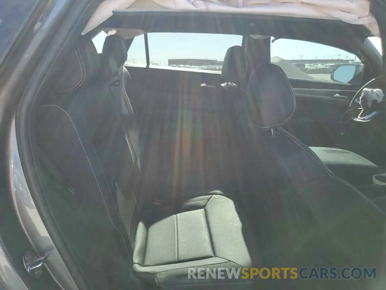 11 Photograph of a damaged car 1V2DC2CA4PC206390 VOLKSWAGEN ATLAS 2023