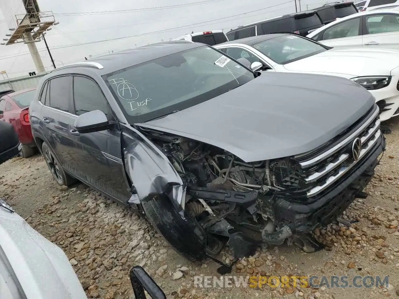 4 Photograph of a damaged car 1V2DC2CA4PC206390 VOLKSWAGEN ATLAS 2023