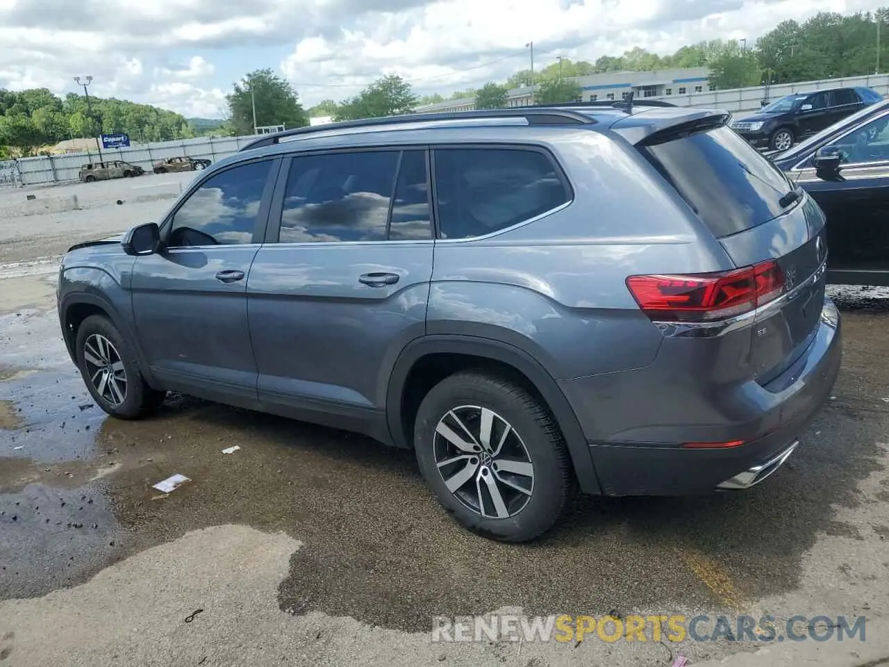 2 Photograph of a damaged car 1V2DP2CA0PC508084 VOLKSWAGEN ATLAS 2023