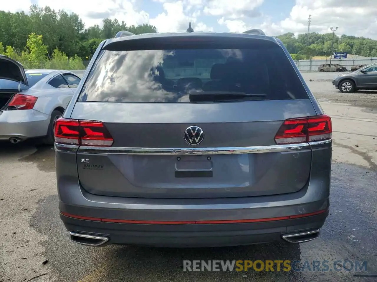 6 Photograph of a damaged car 1V2DP2CA0PC508084 VOLKSWAGEN ATLAS 2023