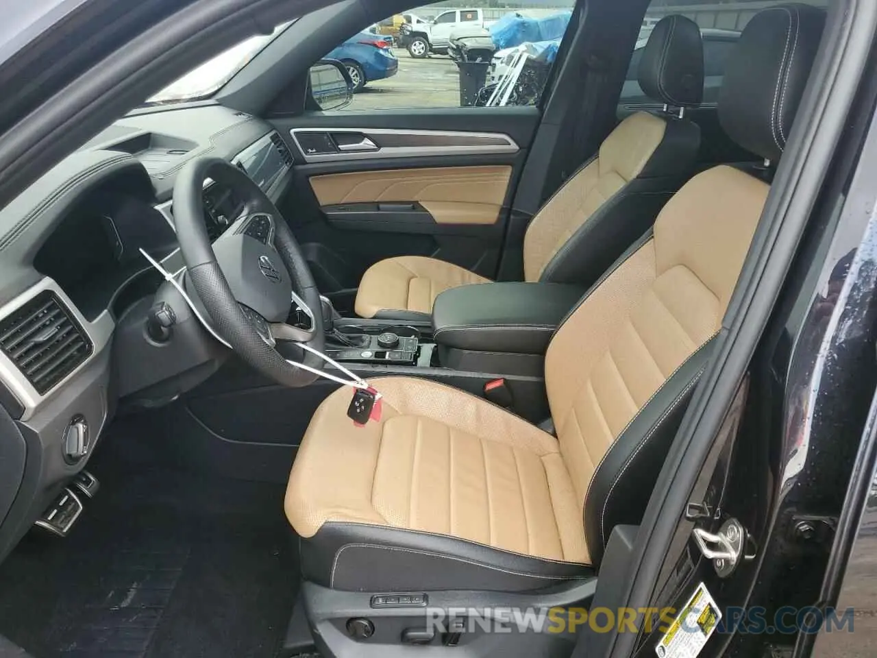 7 Photograph of a damaged car 1V2FE2CA9PC206520 VOLKSWAGEN ATLAS 2023