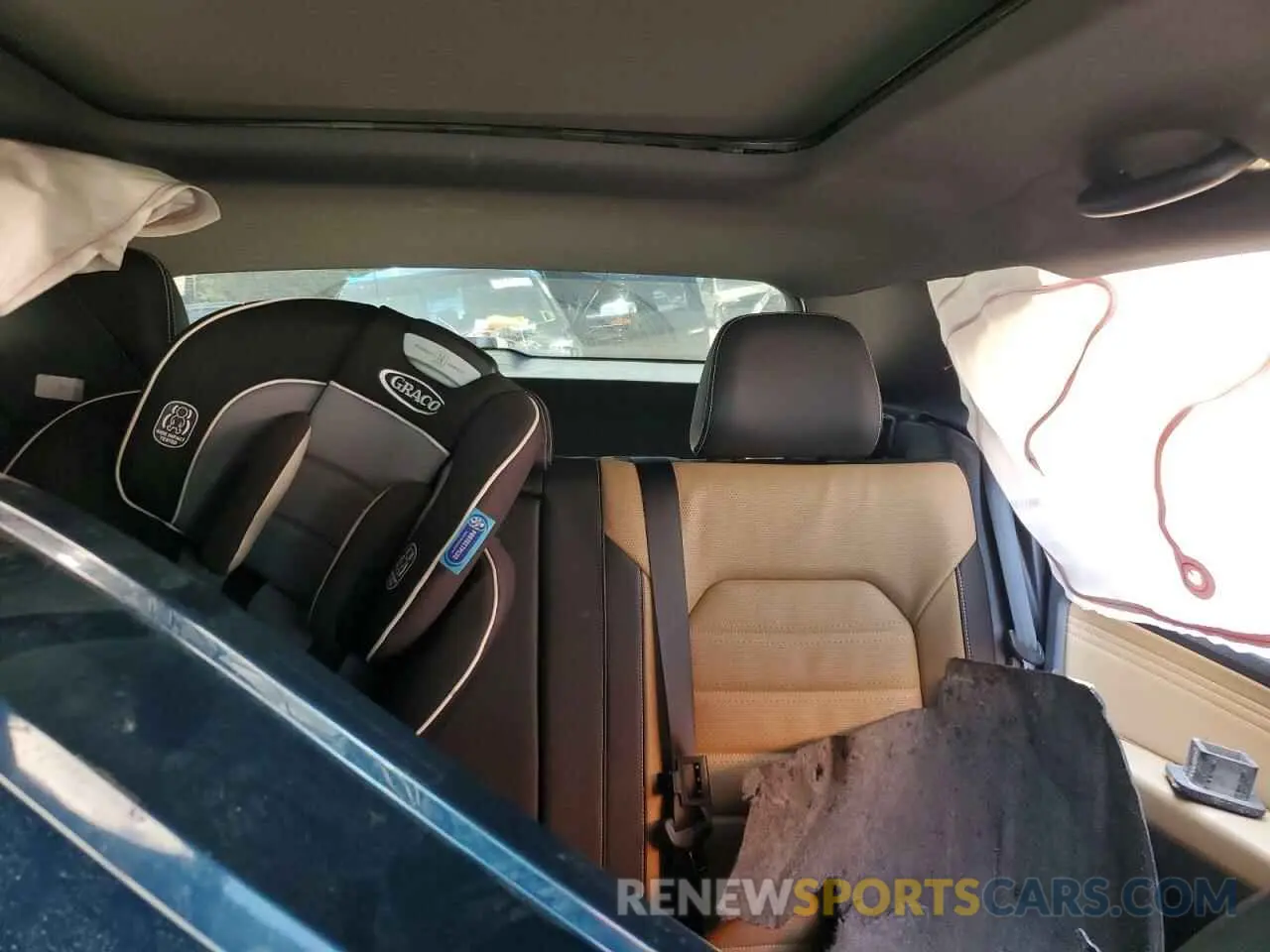 10 Photograph of a damaged car 1V2FE2CA9PC216805 VOLKSWAGEN ATLAS 2023
