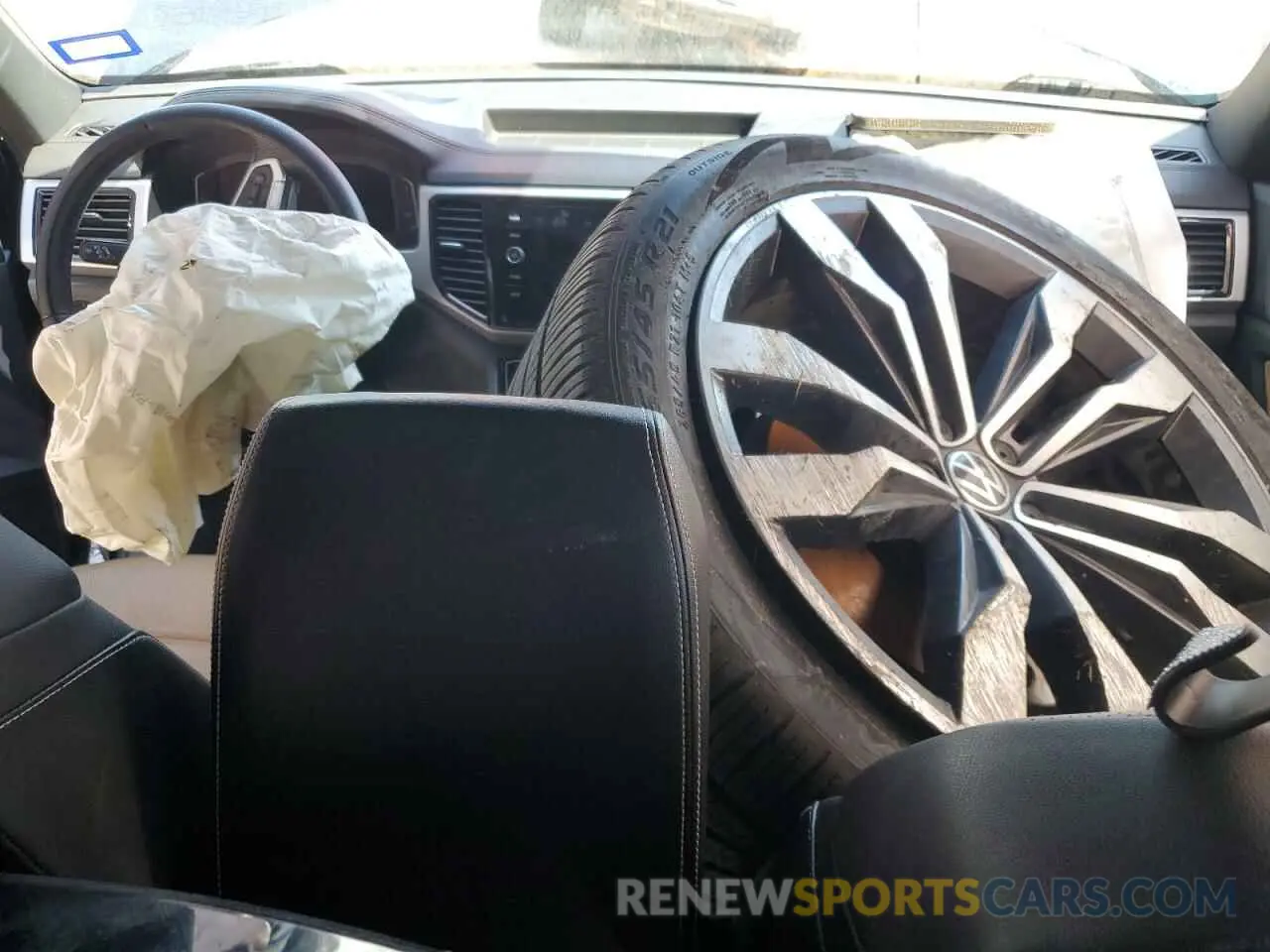 8 Photograph of a damaged car 1V2FE2CA9PC216805 VOLKSWAGEN ATLAS 2023