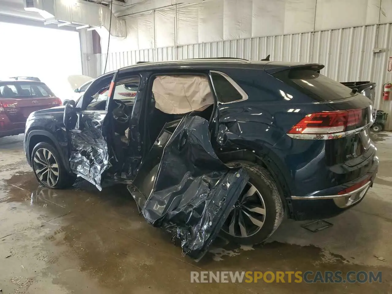 2 Photograph of a damaged car 1V2FE2CA9PC221910 VOLKSWAGEN ATLAS 2023