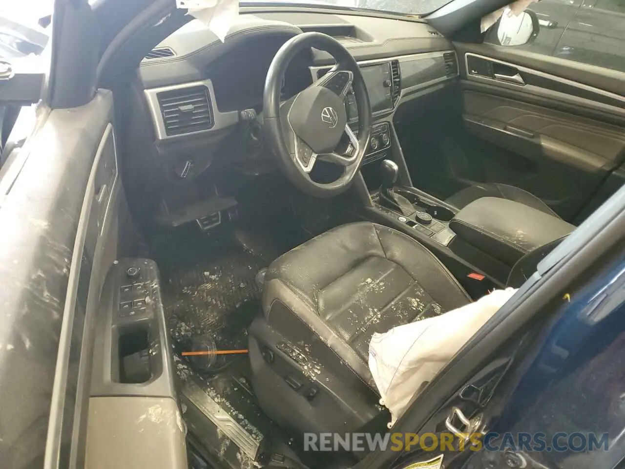8 Photograph of a damaged car 1V2FE2CA9PC221910 VOLKSWAGEN ATLAS 2023