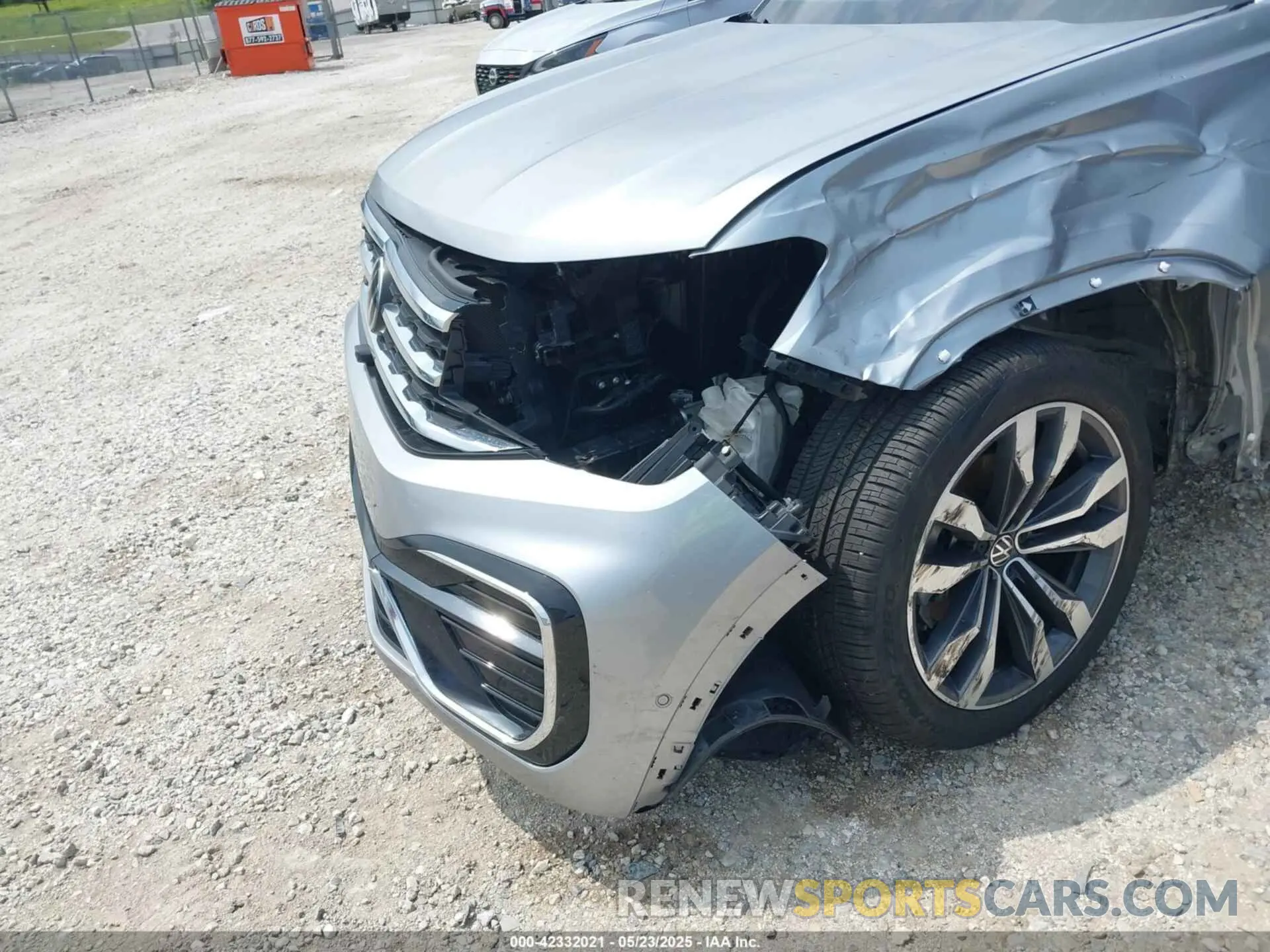6 Photograph of a damaged car 1V2FR2CA1PC504371 VOLKSWAGEN ATLAS 2023