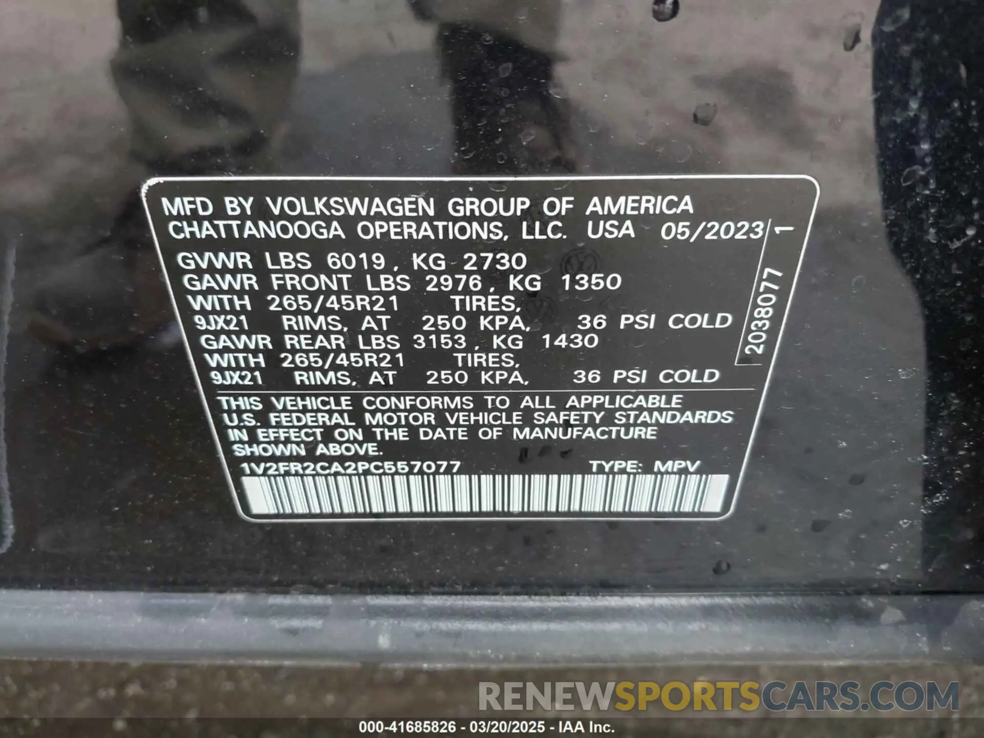 9 Photograph of a damaged car 1V2FR2CA2PC557077 VOLKSWAGEN ATLAS 2023