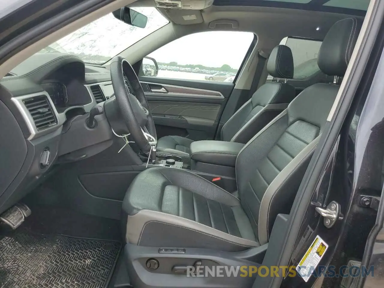 7 Photograph of a damaged car 1V2FR2CA3PC539686 VOLKSWAGEN ATLAS 2023
